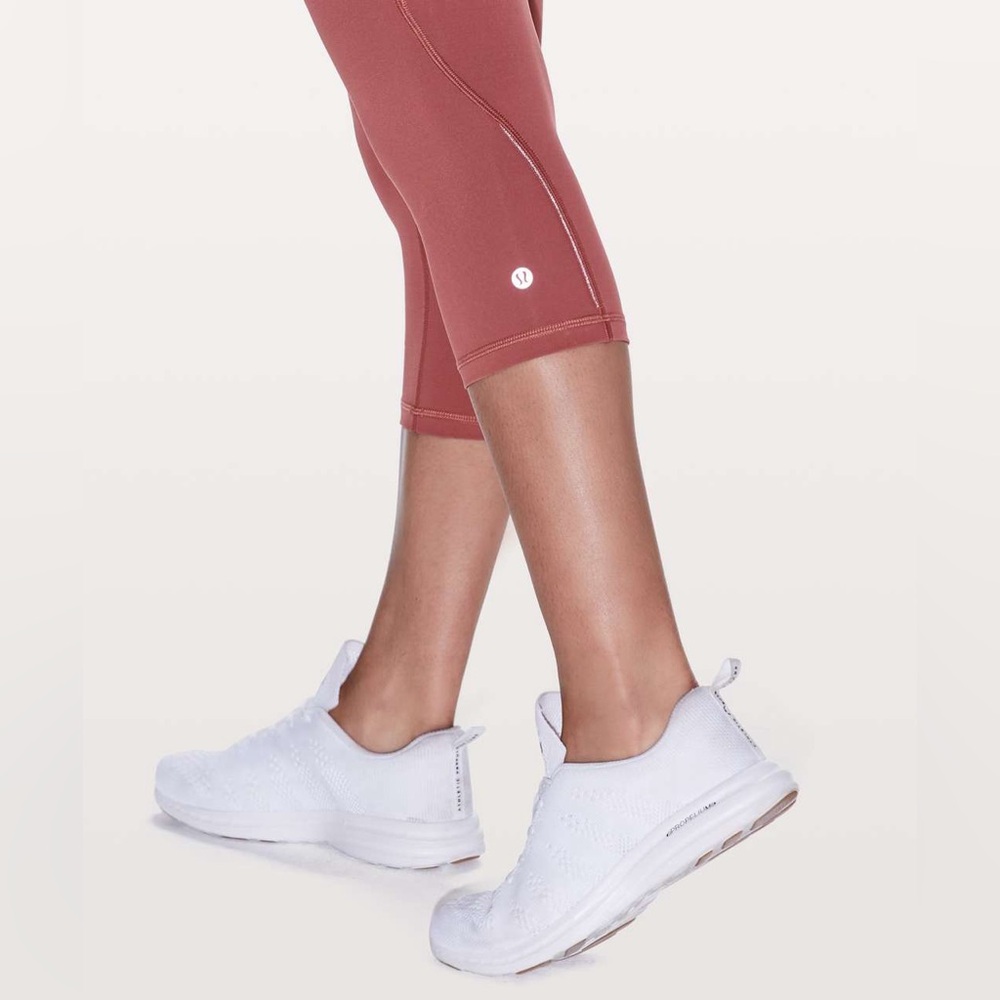 Lululemon Quick Feet Crop 19"•Color Block Pink Mesh•Auburn / Quicksand•EUC•sz 4 - Picture 4 of 14